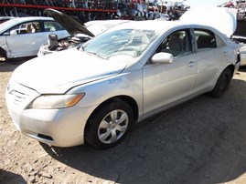 2009 TOYOTA CAMRY LE SILVER 2.4 AT Z19755